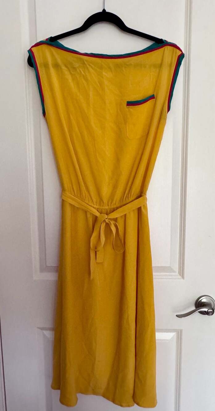 Vintage Diane von Furstenberg 100% Silk Yellow Dress Size 10